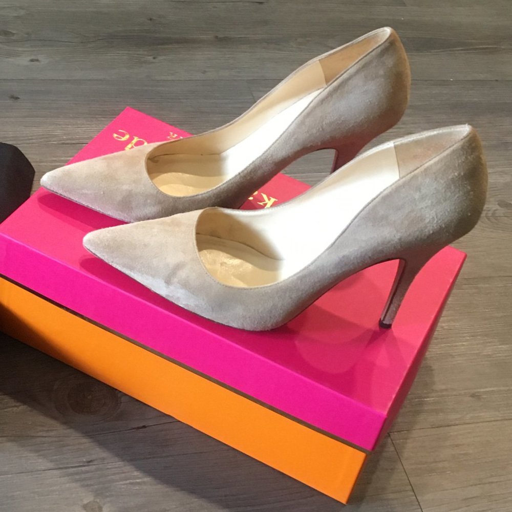 Kate Spade Licorice Tan Suede Pump Size 9